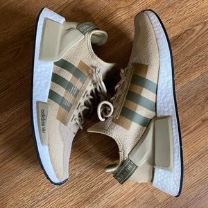 Adidas NMD_r1 V2 Sneakers